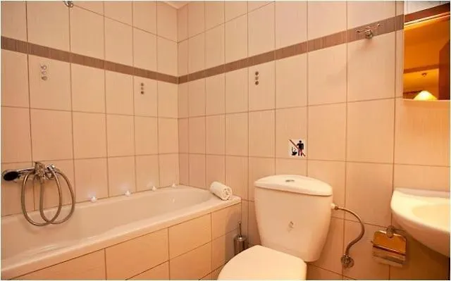 Giota Chrysi Ammoudia